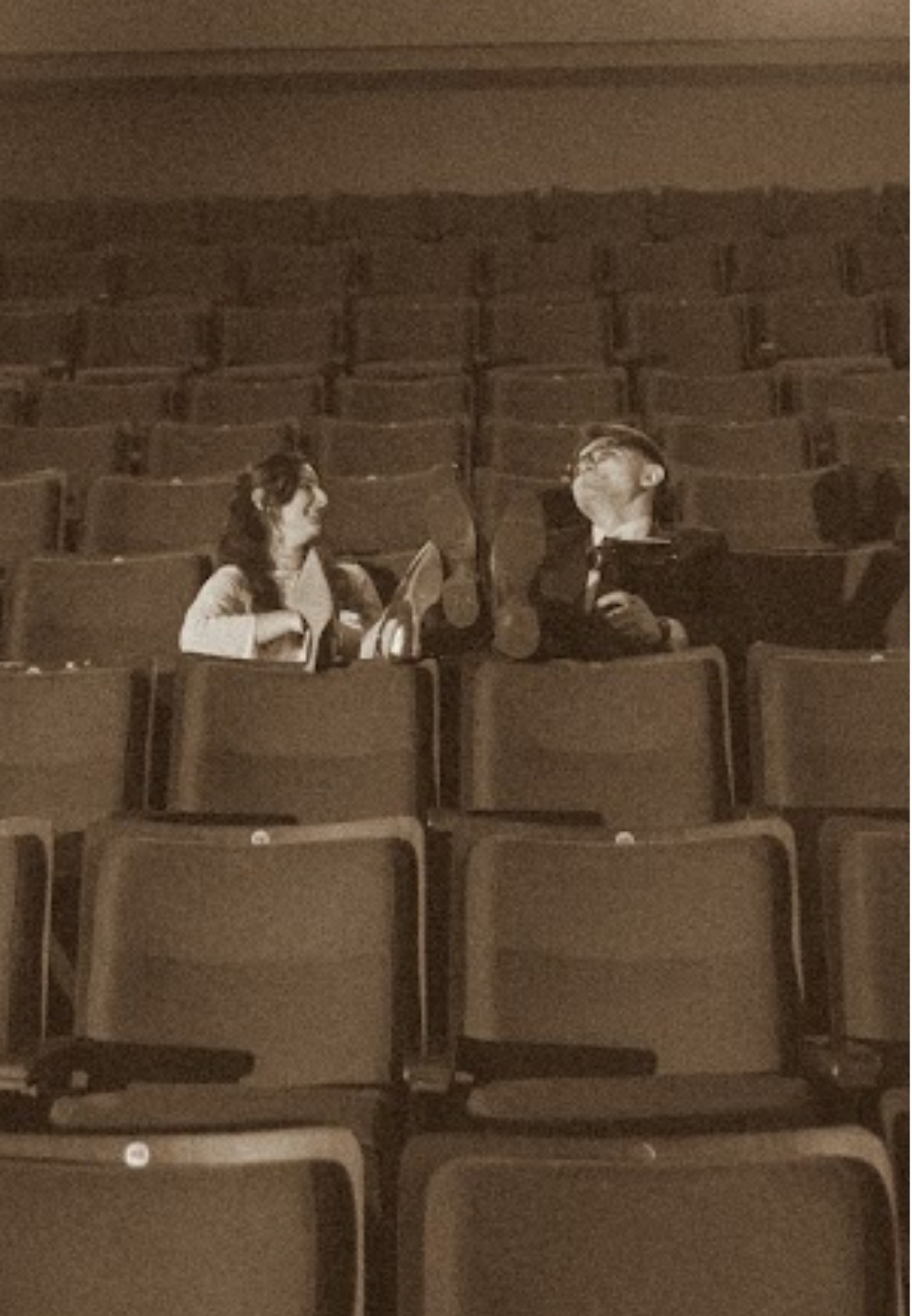 Thassia e Rodrigo no cinema